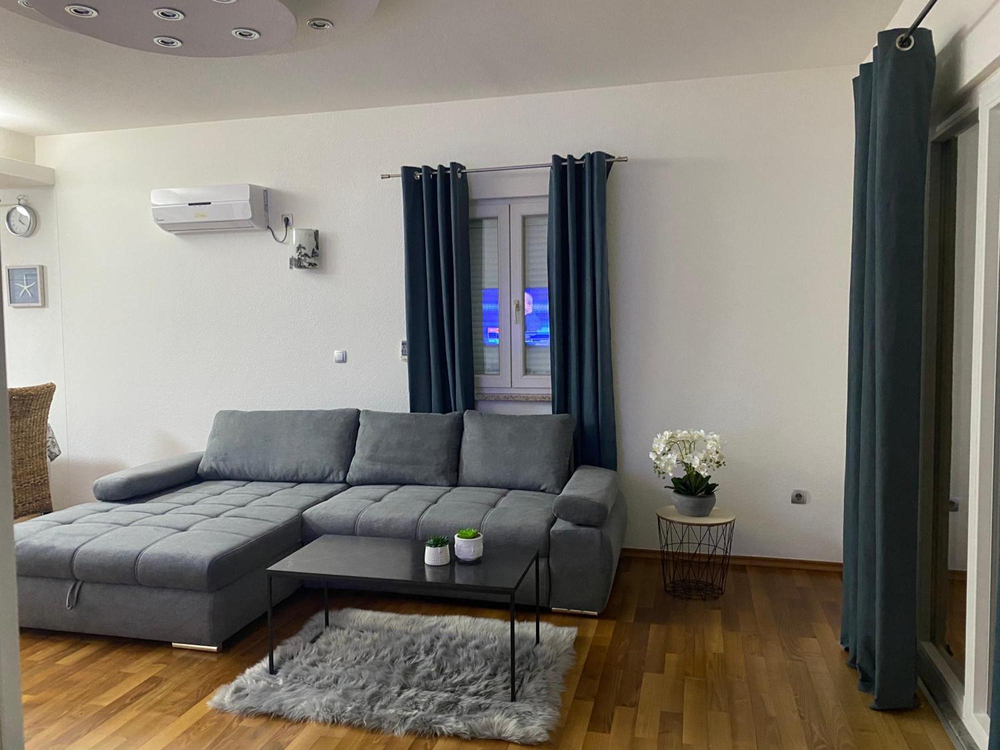 Apartment Tina Рогозница Екстериор снимка