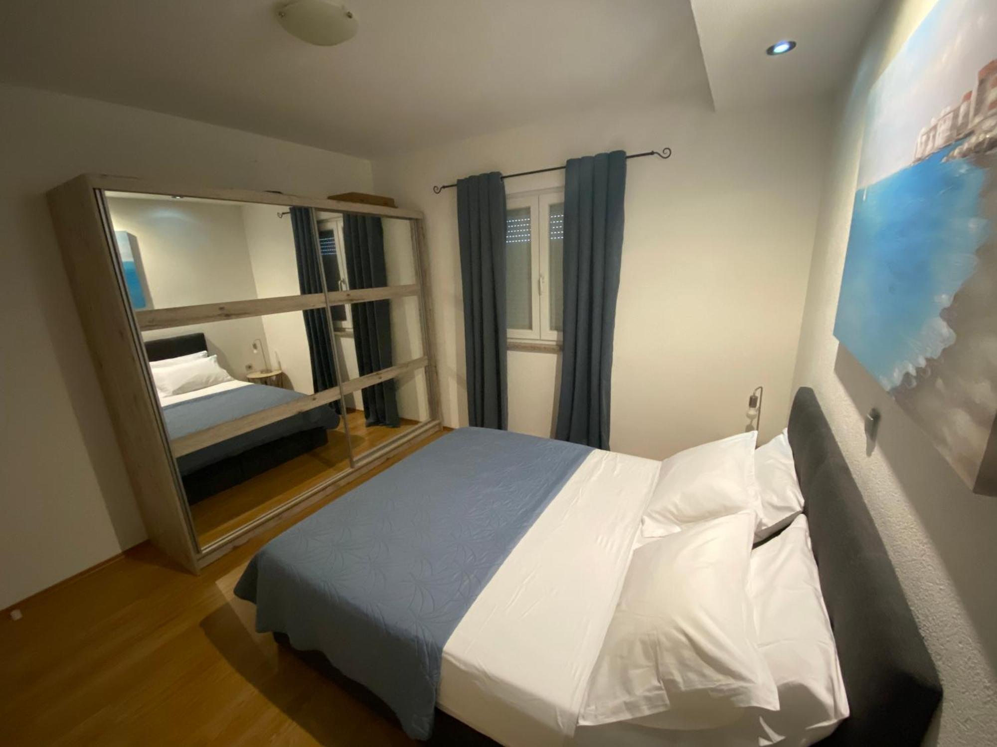 Apartment Tina Рогозница Екстериор снимка