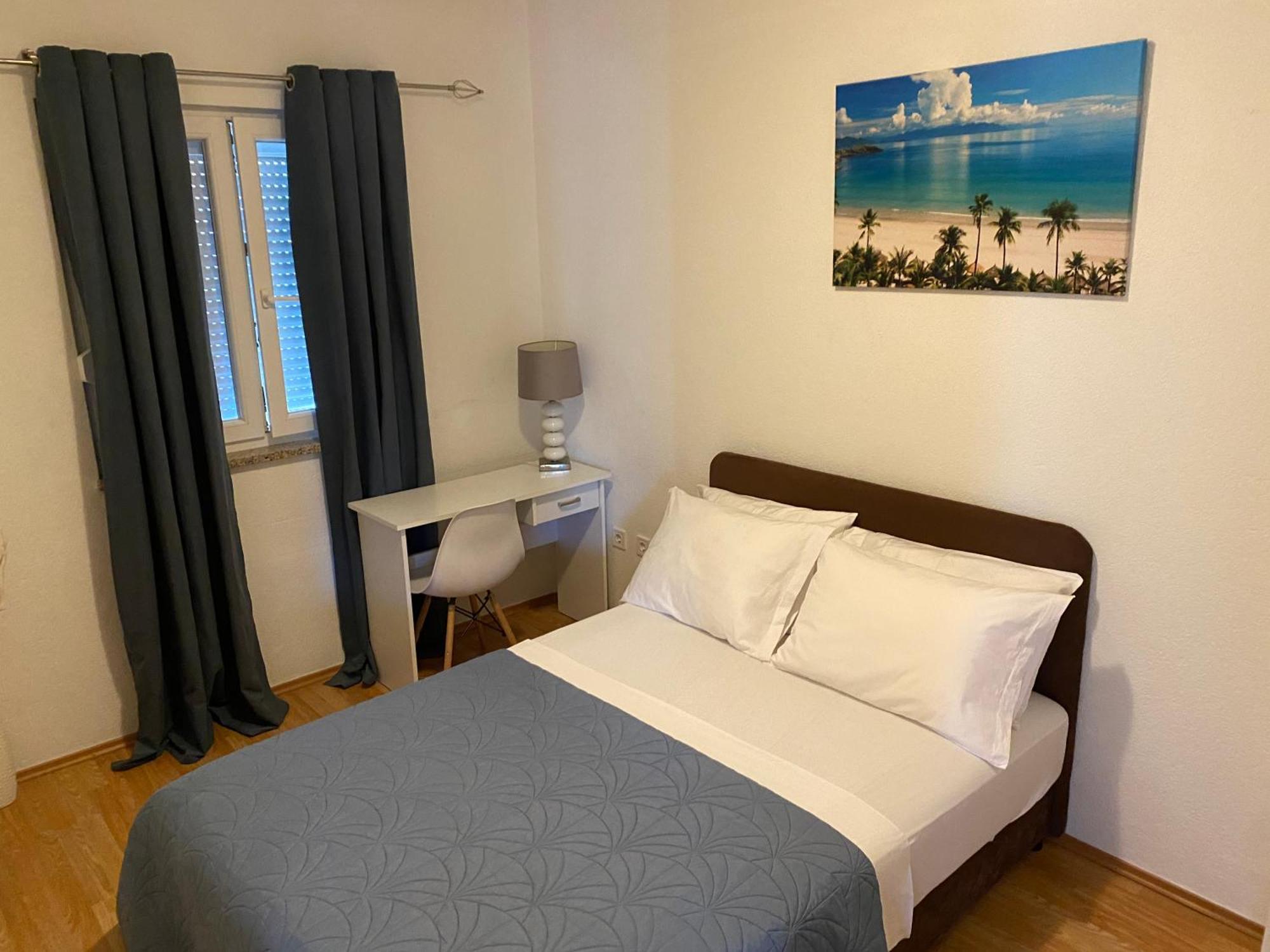 Apartment Tina Рогозница Екстериор снимка