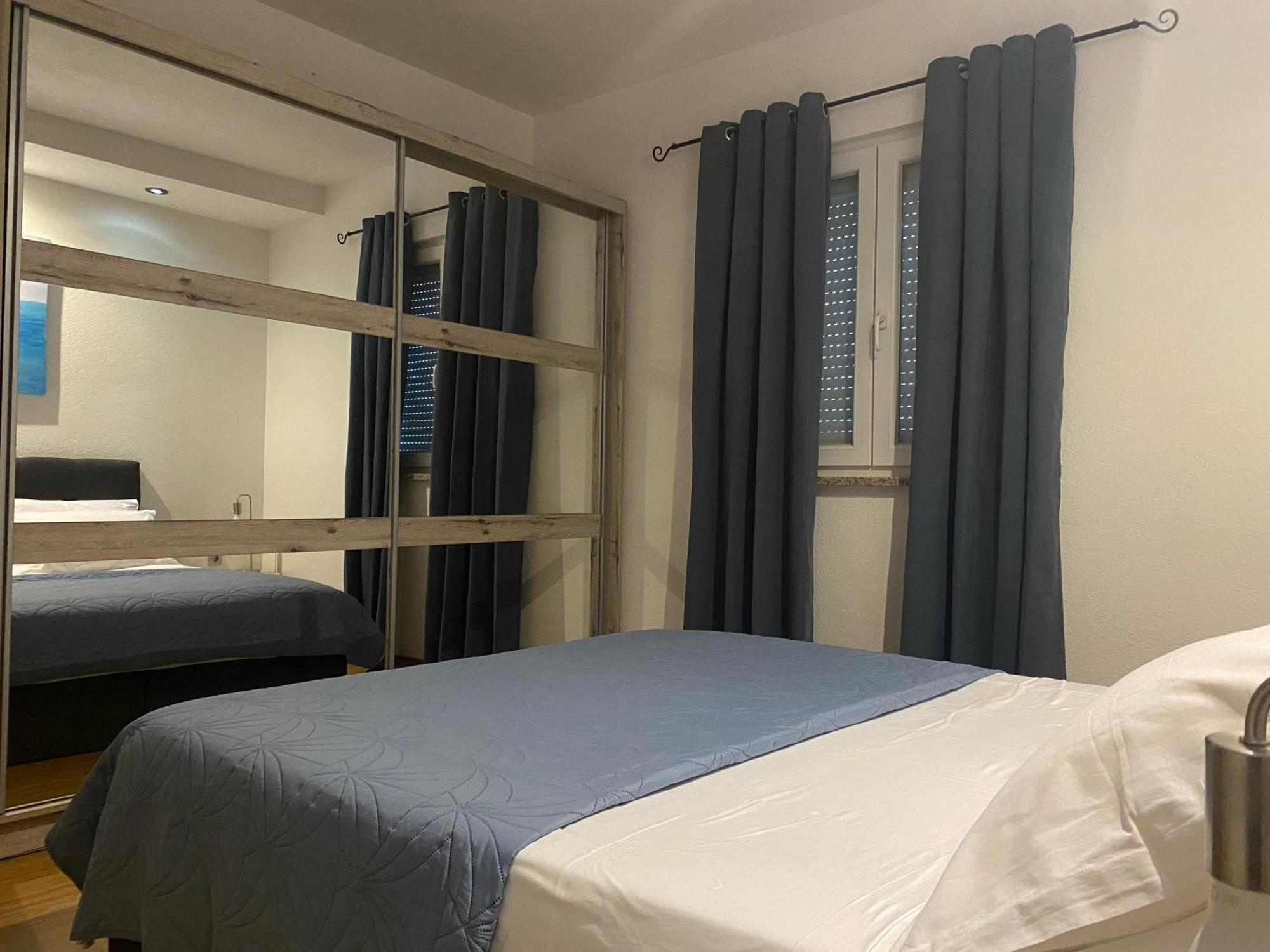 Apartment Tina Рогозница Екстериор снимка